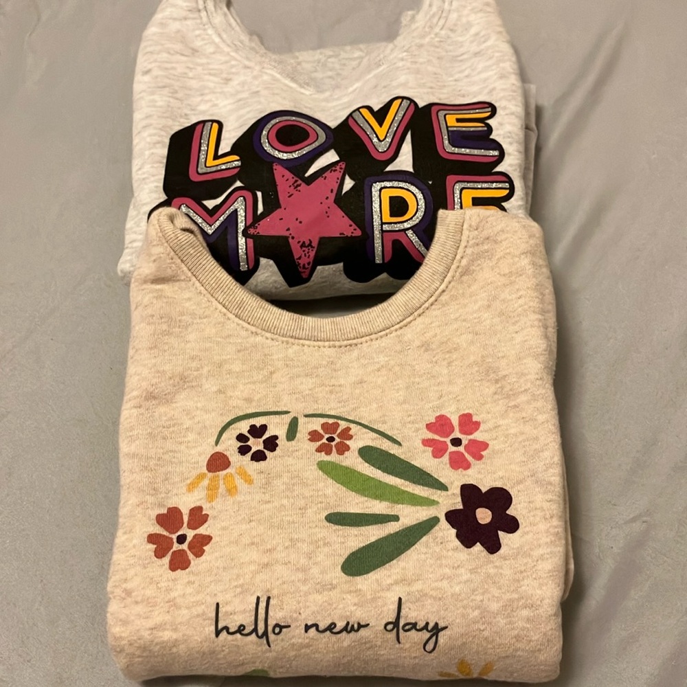 🌸 3/$15 Kids sweater 3t
